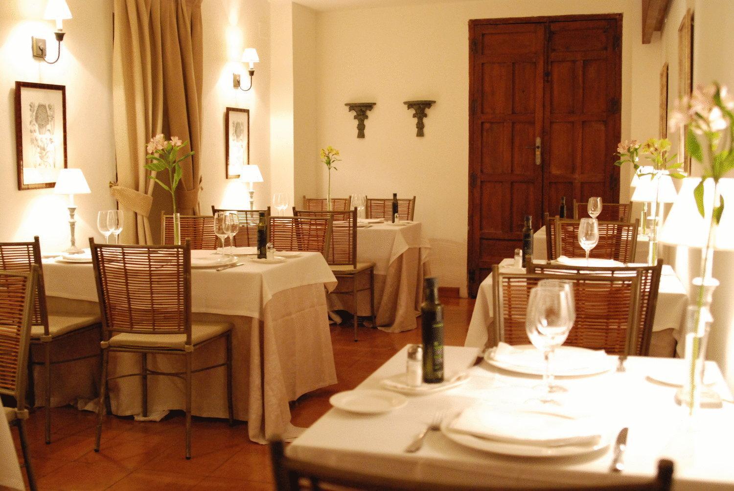 Hotel Puerta De La Luna Baeza Ngoại thất bức ảnh