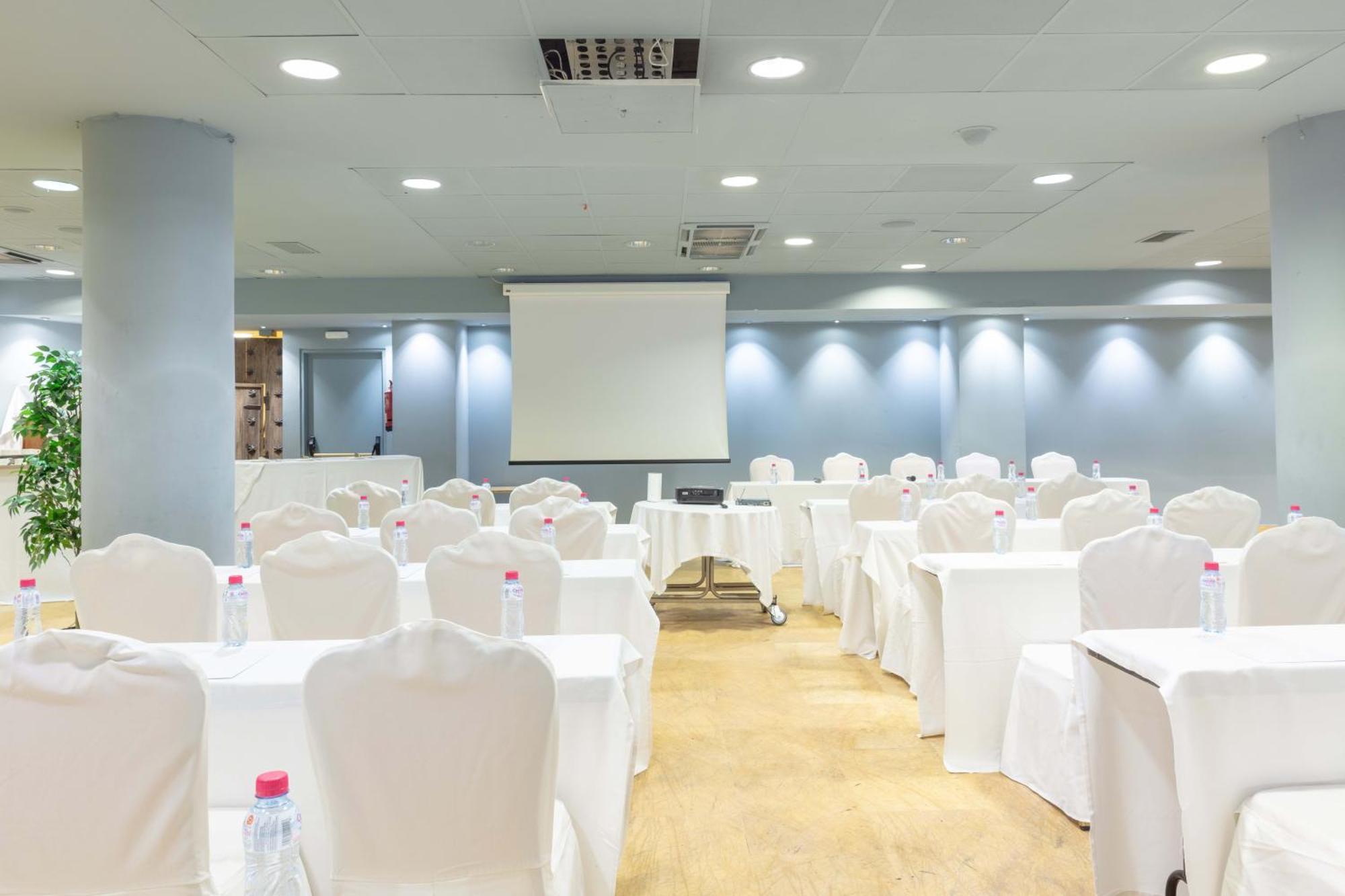 Hotel Puerta De La Luna Baeza Ngoại thất bức ảnh