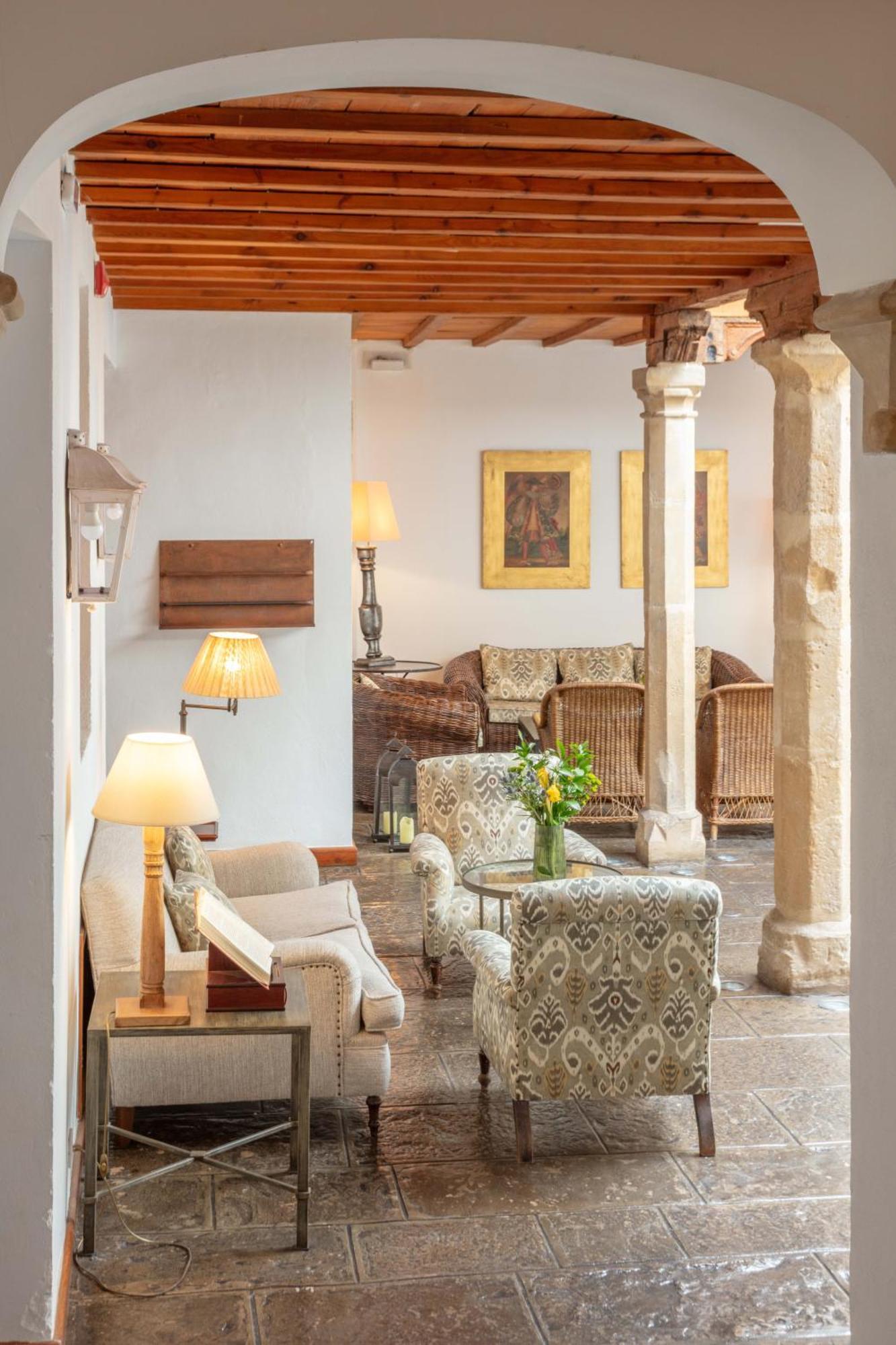 Hotel Puerta De La Luna Baeza Ngoại thất bức ảnh
