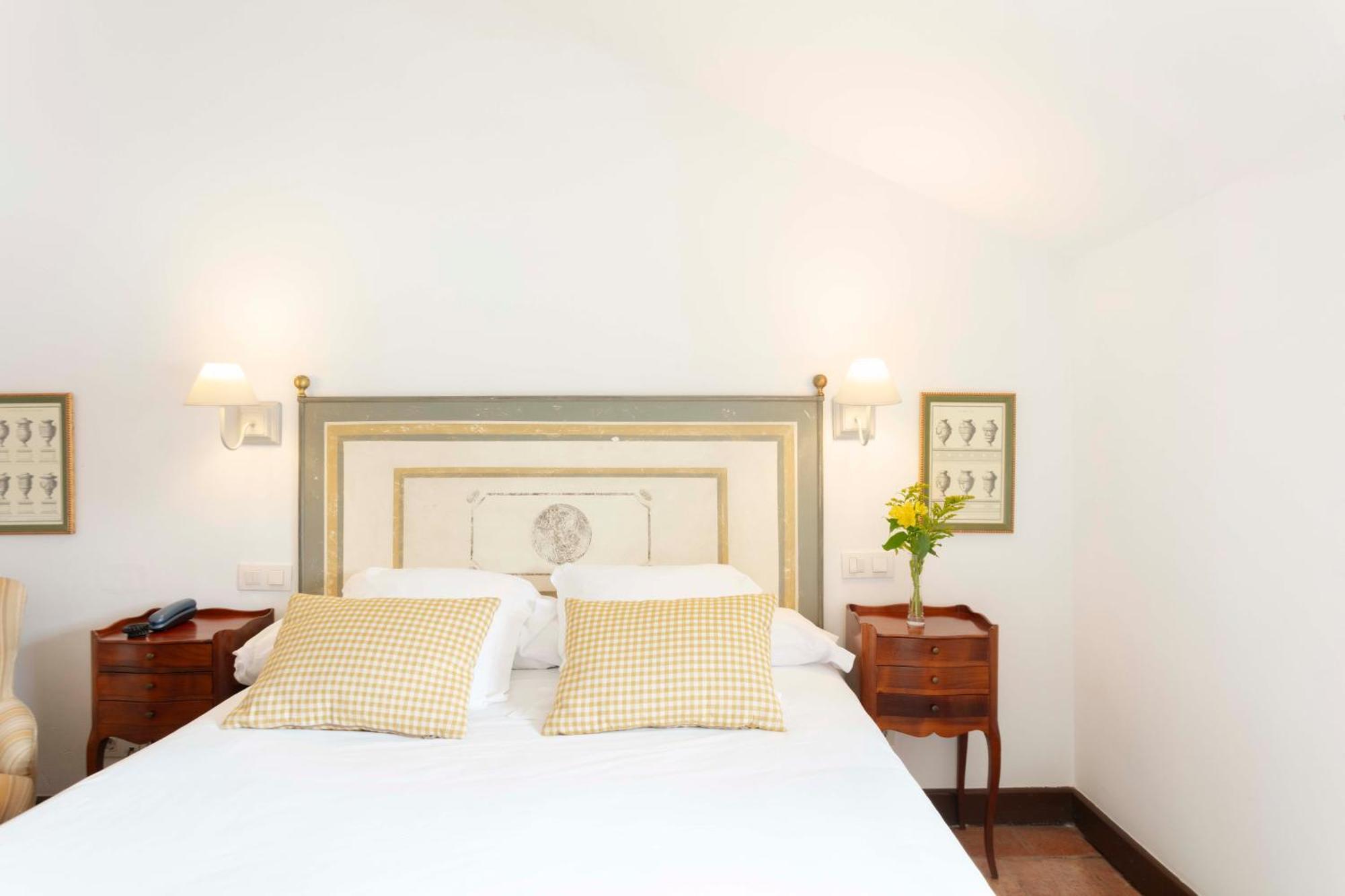 Hotel Puerta De La Luna Baeza Ngoại thất bức ảnh