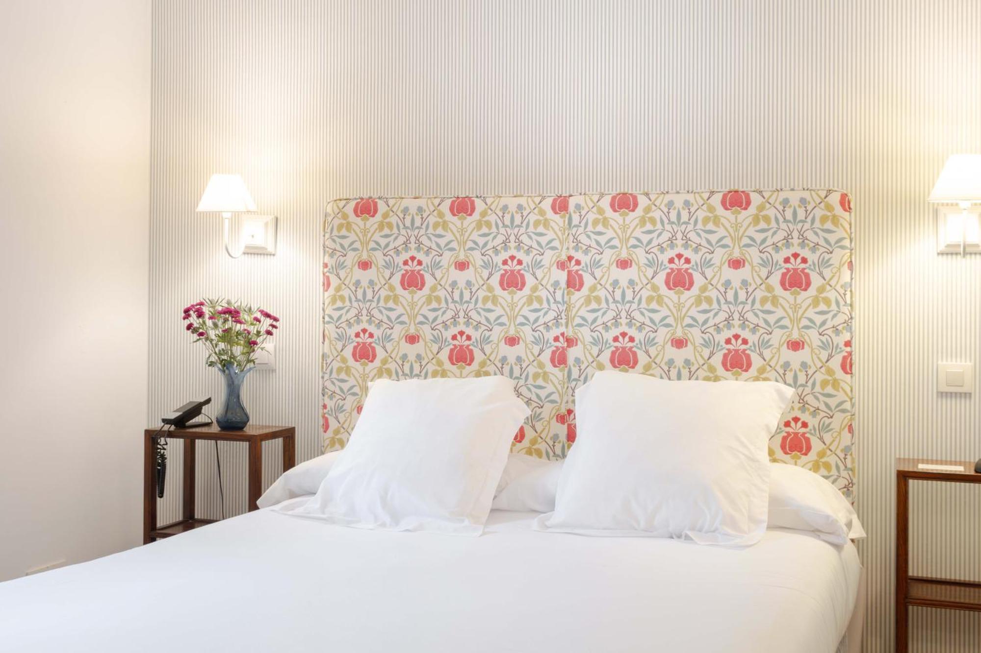 Hotel Puerta De La Luna Baeza Ngoại thất bức ảnh