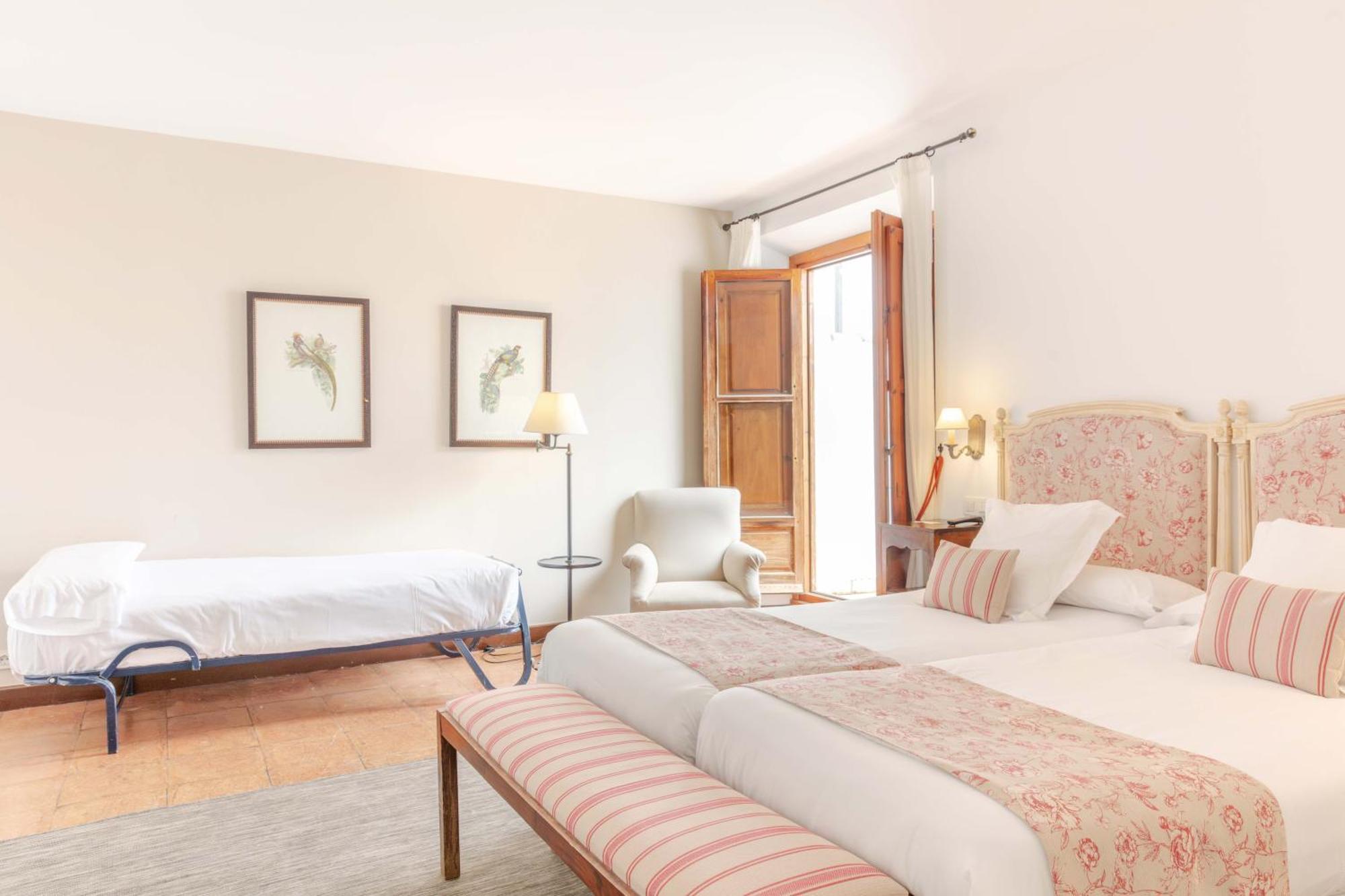 Hotel Puerta De La Luna Baeza Ngoại thất bức ảnh