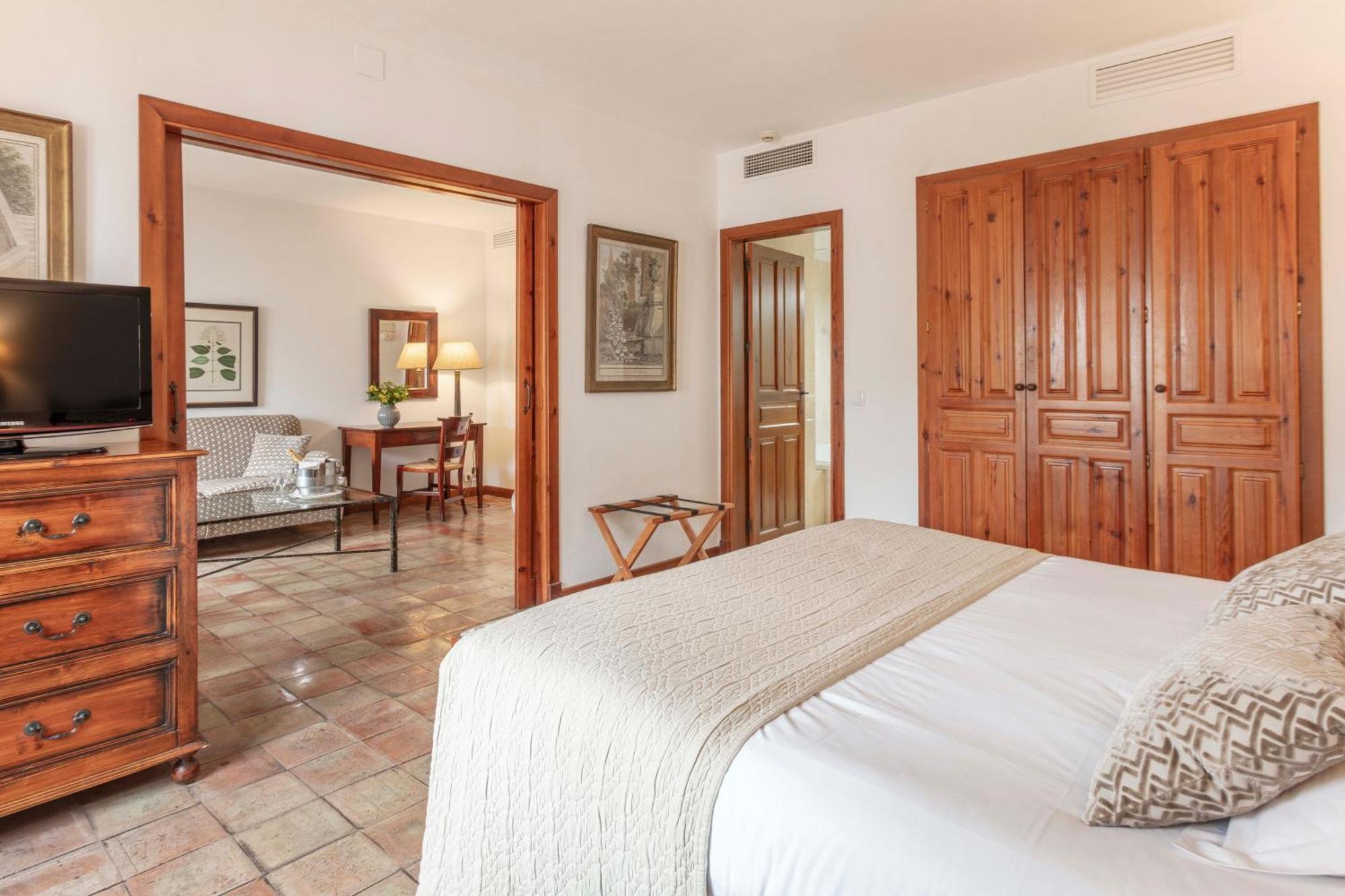Hotel Puerta De La Luna Baeza Ngoại thất bức ảnh